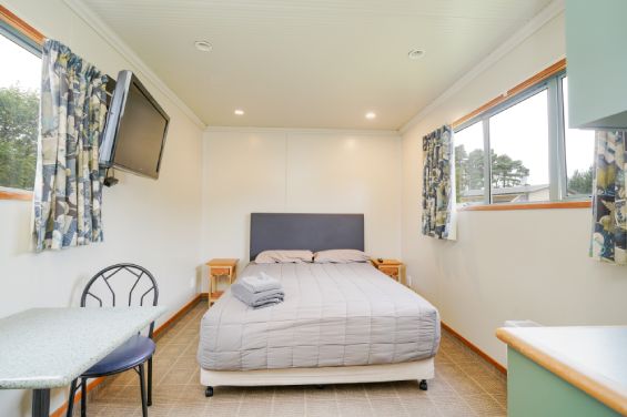 Ensuite Unit bed